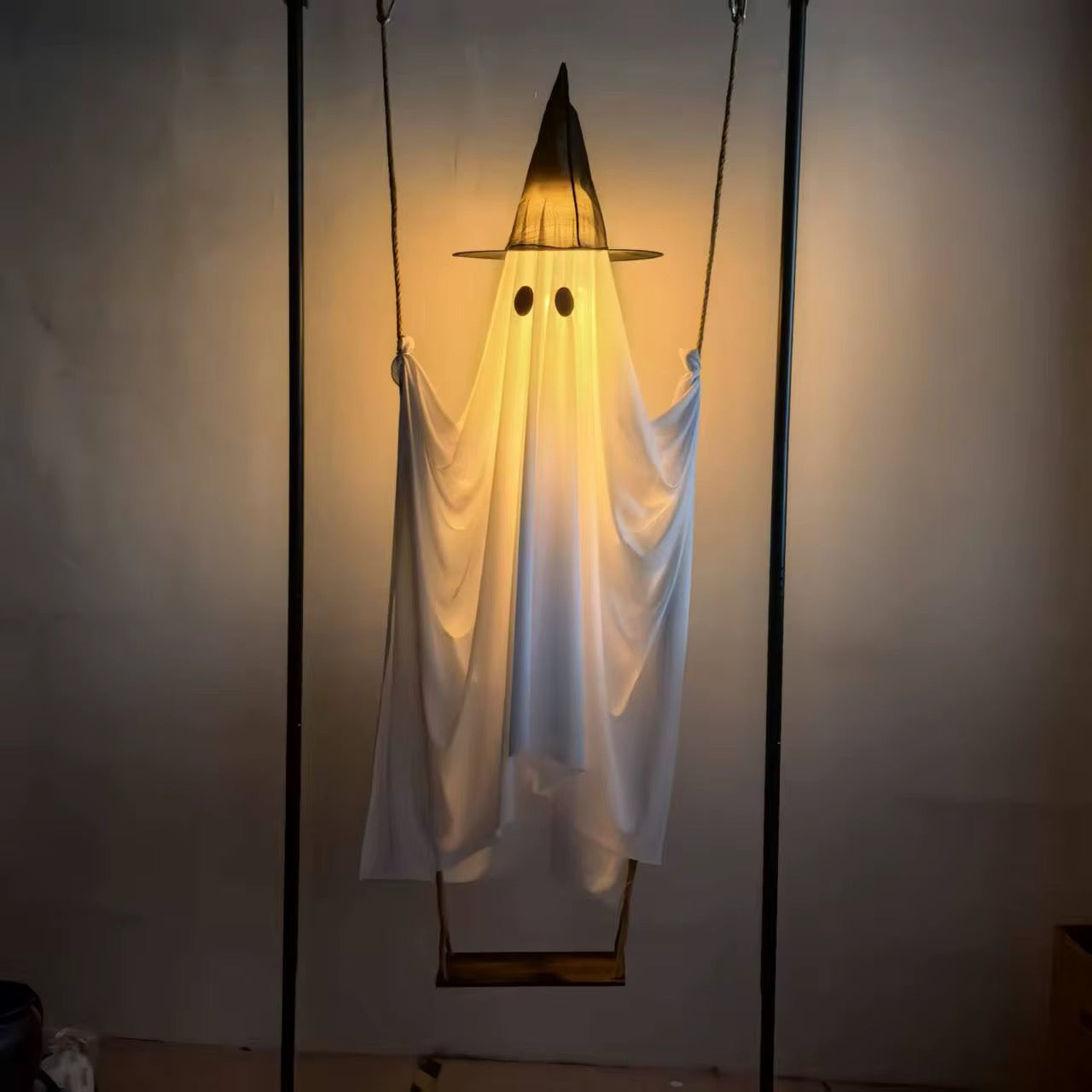 Halloween Hanging Swing Ghost Decoration Hanging Swing Ghost Cute Glowing Outdoor Decor Holiday Party Decoration